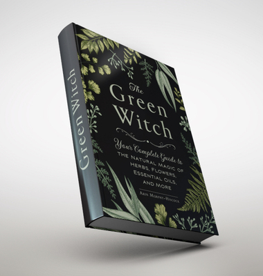 کتاب فیزیکی green witch